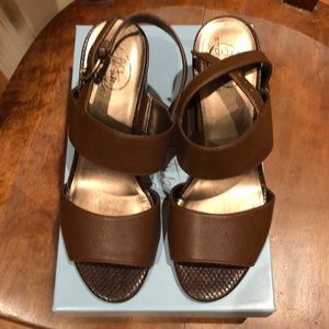 Women life stride sandals size 7 new